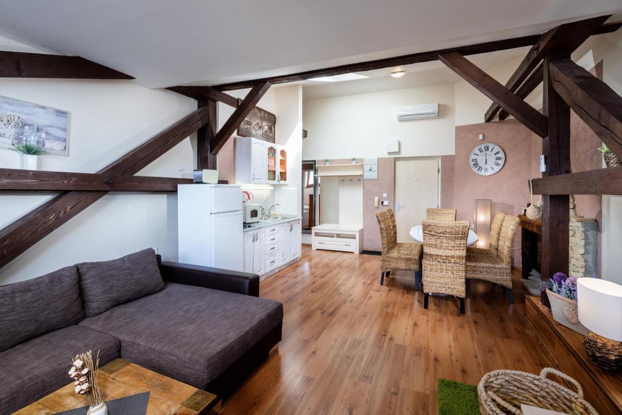 Apartments Sofia Liptovský Mikuláš Dış mekan fotoğraf